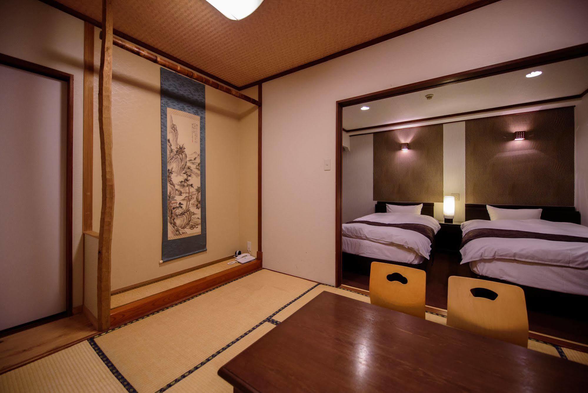 료칸 여명 旅館 黎明 Ryokan Reimei Юфу Экстерьер фото